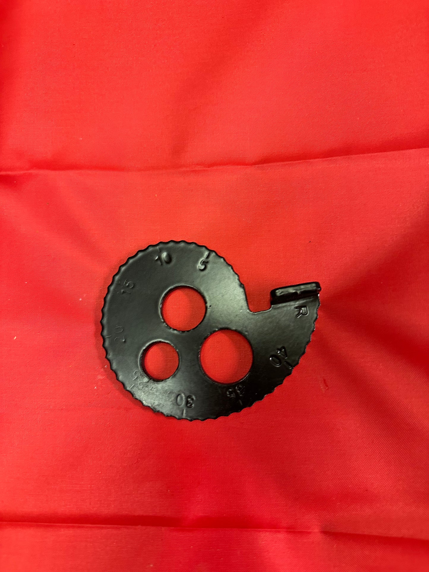 Right Chain Adjustment (snail cam adjuster)