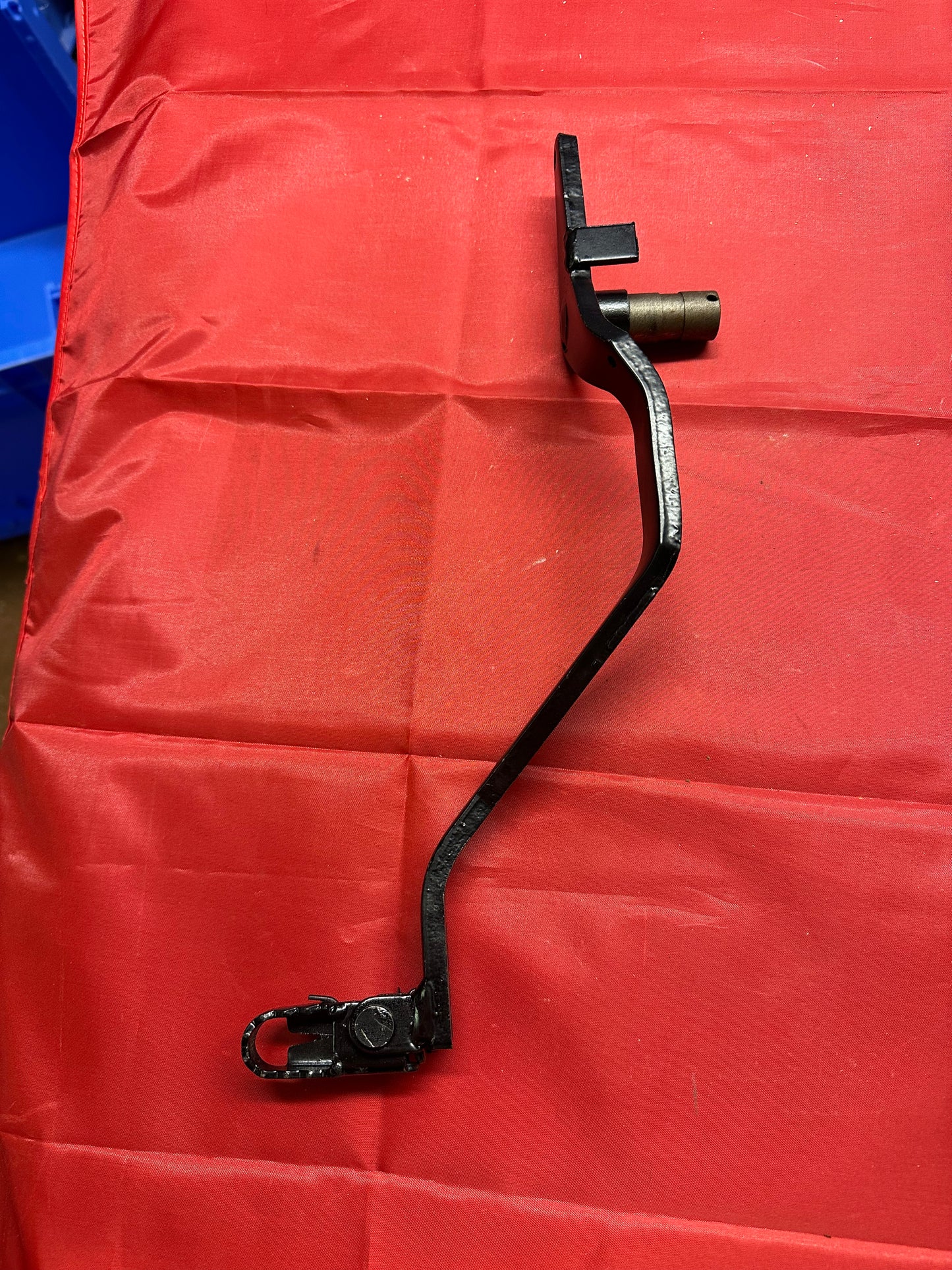 Rear Braking Arm Assembly
